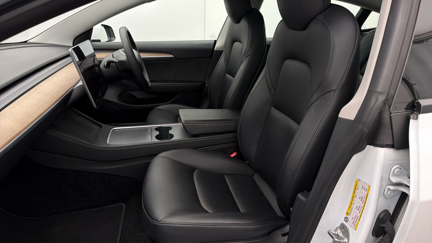 Used Tesla Model 3 2021 for sale - 77947223: Photo 13