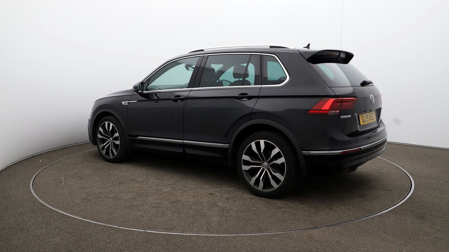 Used Volkswagen Tiguan for sale - 76810811: Photo 31