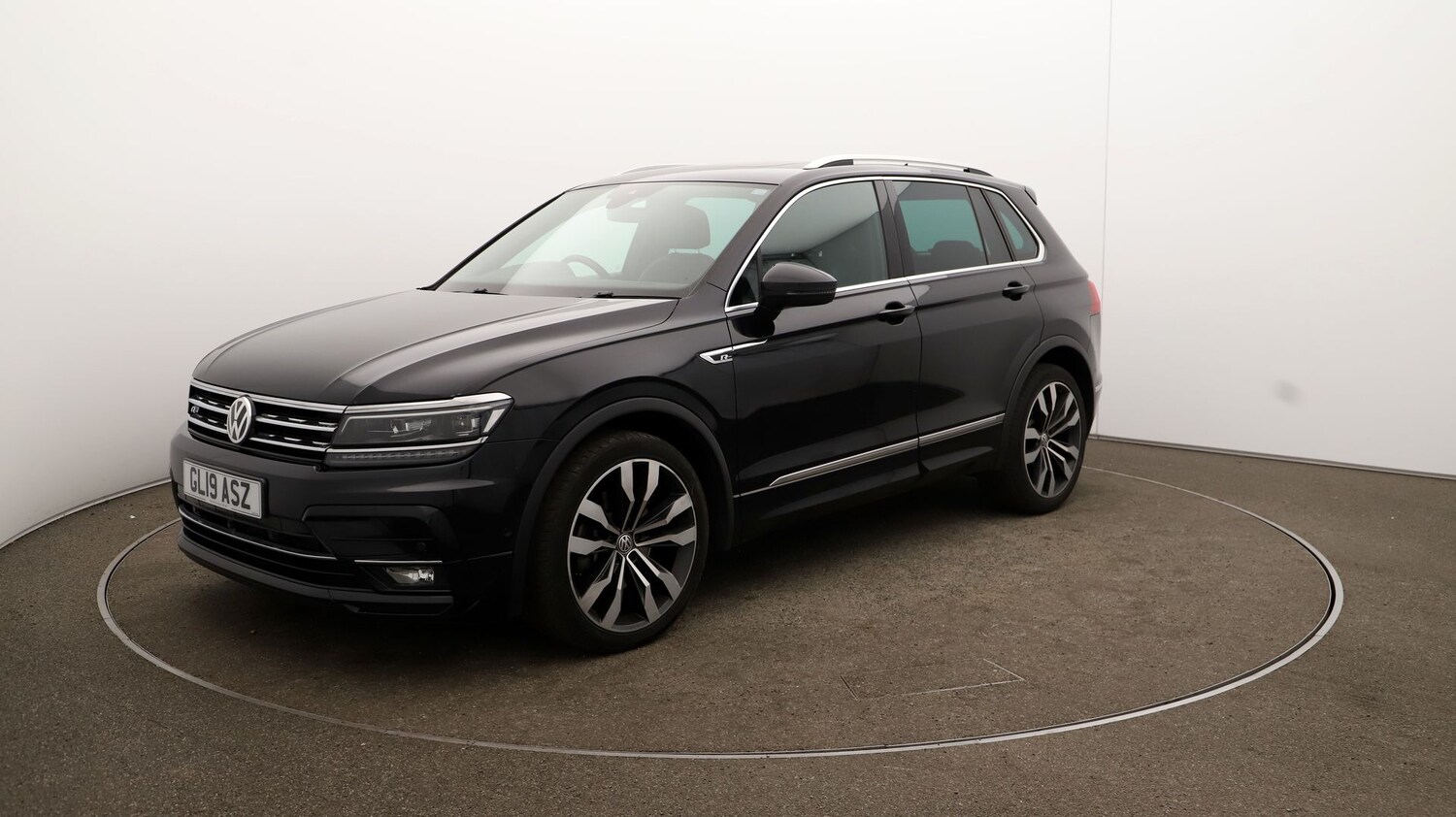 Used Volkswagen Tiguan for sale - 76810811: Photo 65