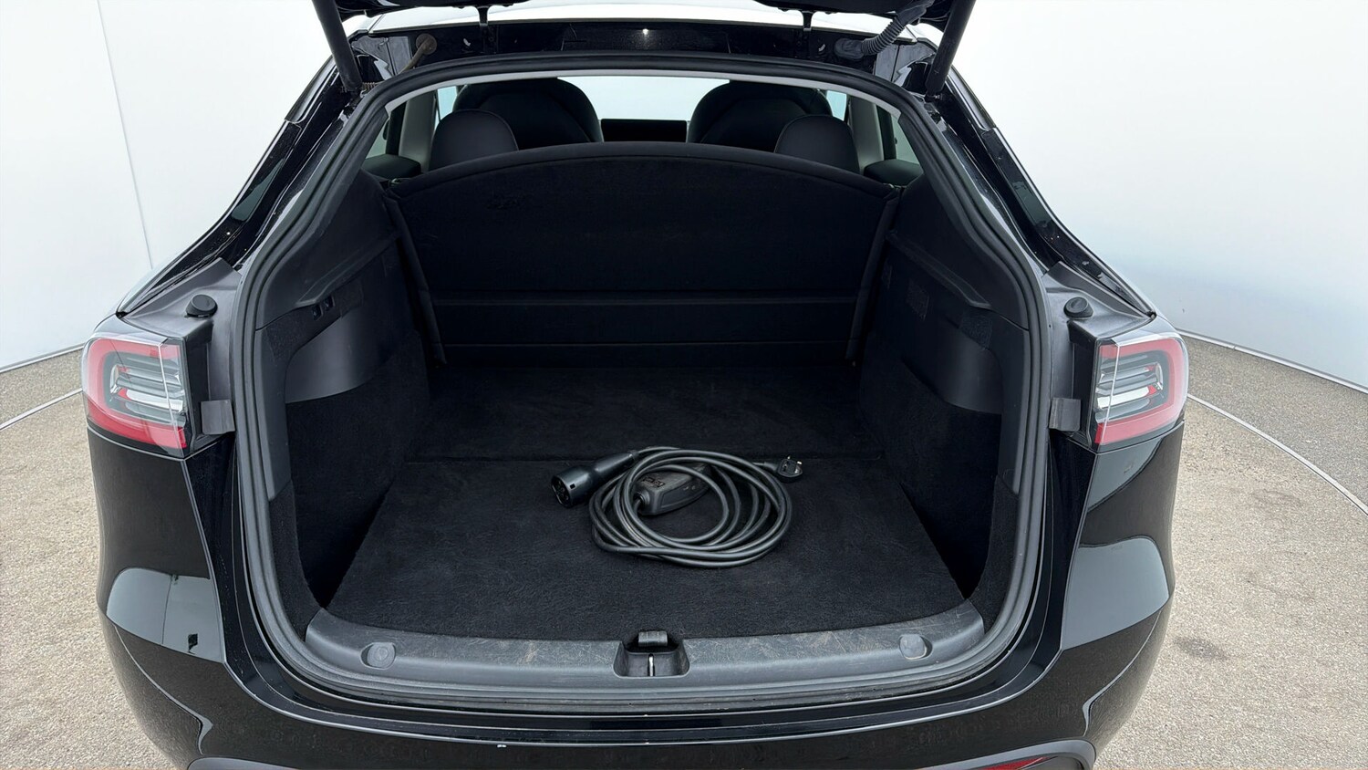 Used Tesla Model Y 2022 for sale - 77915504: Photo 16