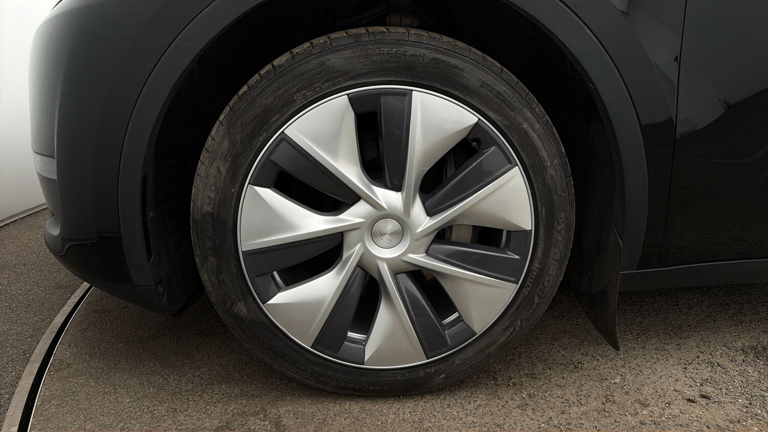 Used Tesla Model Y 2022 for sale - 77915504: Photo 17