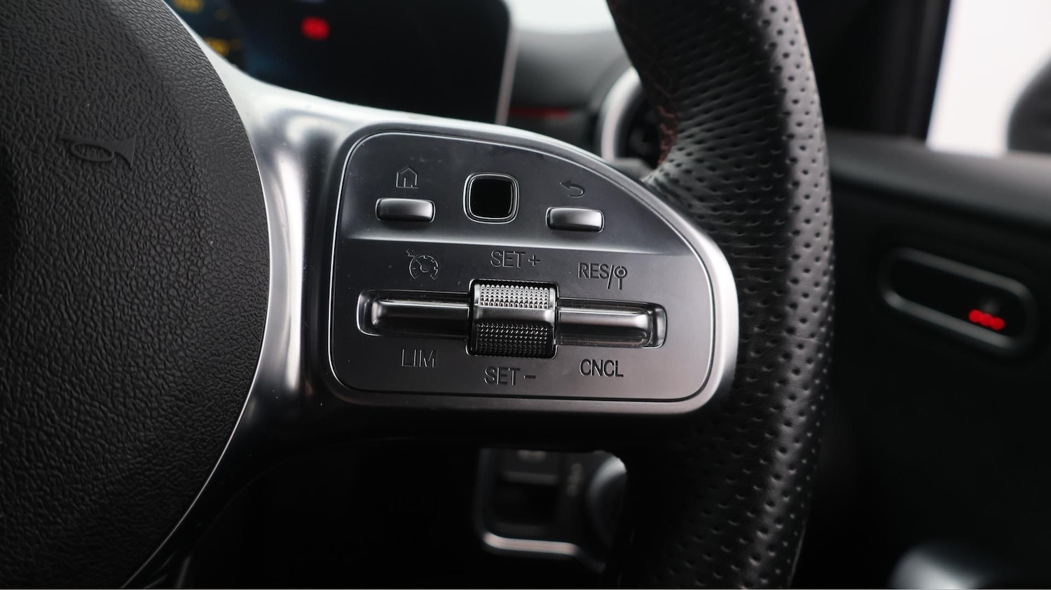 Used Mercedes-Benz A-Class 2020 for sale - 77650408: Photo 23