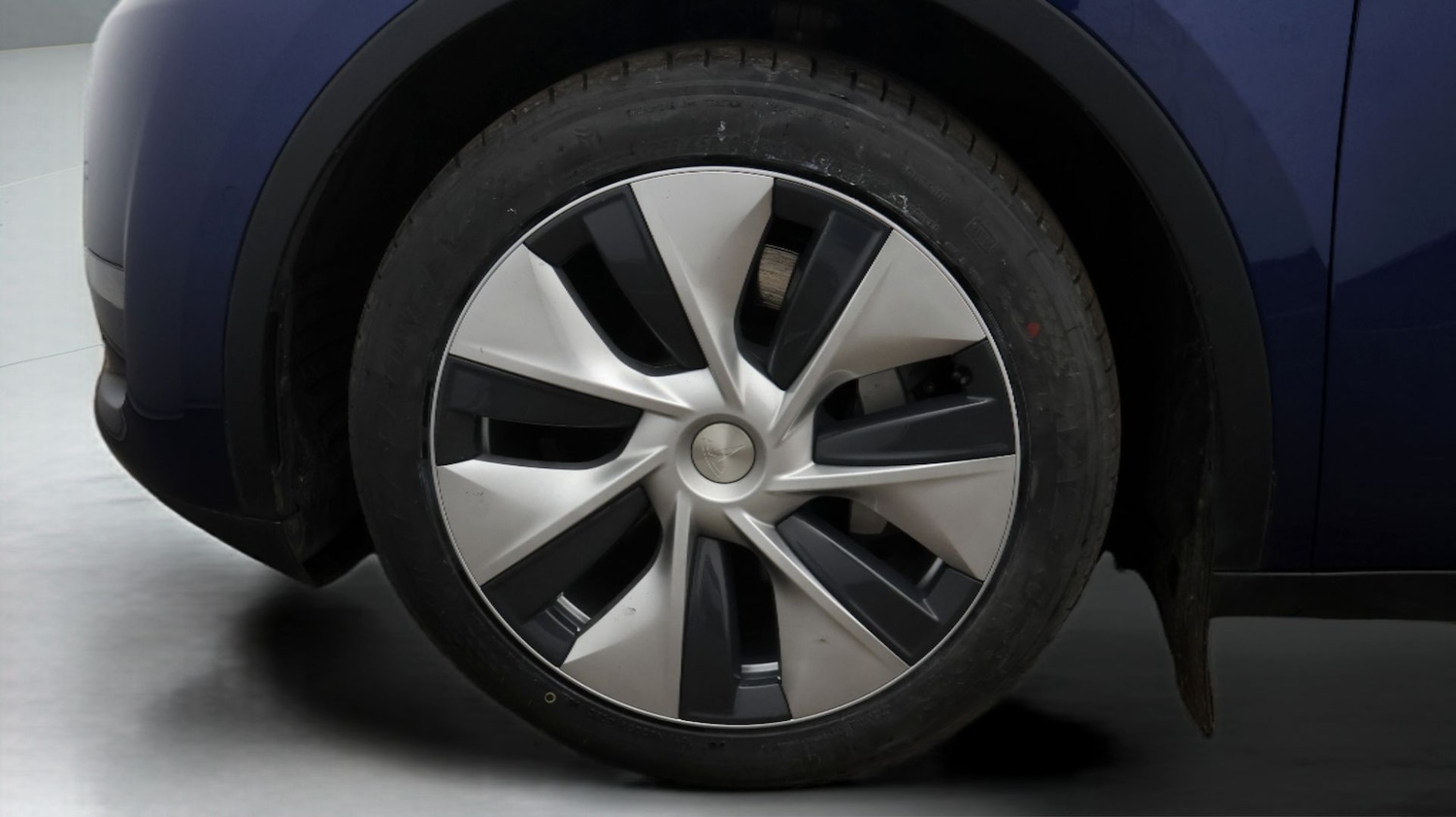 Used Tesla Model Y 2022 for sale - 77678576: Photo 18