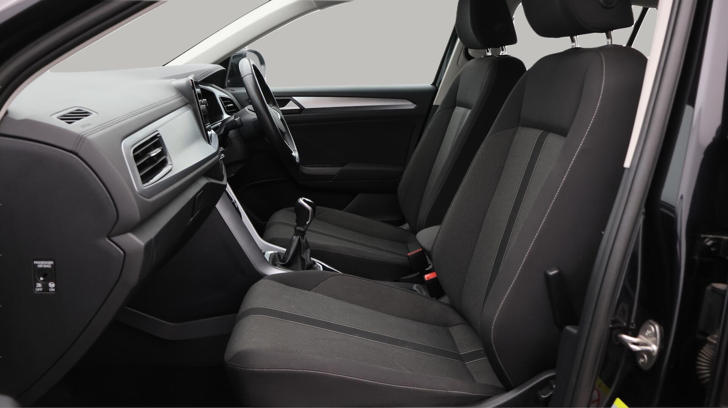 Used Volkswagen T-Roc 2022 for sale - 76743287: Photo 15