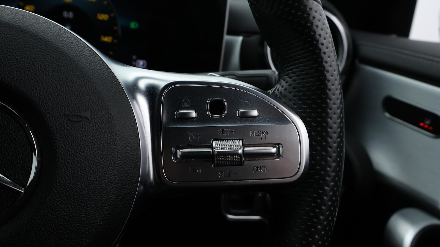 Used Mercedes-Benz CLA 2020 for sale - 76742455: Photo 26