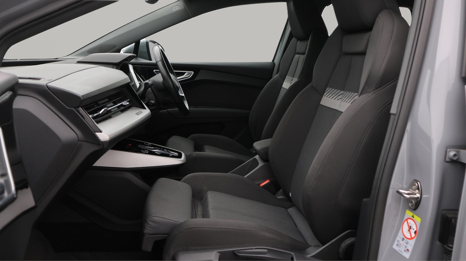 Used Audi Q4 e-tron 2021 for sale - 76742729: Photo 15