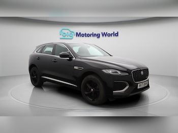 Used Jaguar F-Pace 2021 for sale - 76201104: Photo 2