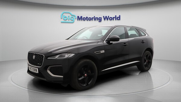 Used Jaguar F-Pace 2021 for sale - 76201104: Photo 4