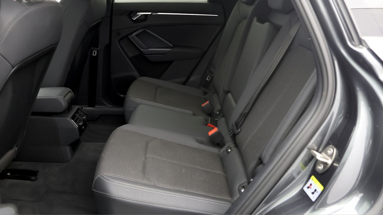 Used Audi Q3 2021 for sale - 77233653: Photo 16