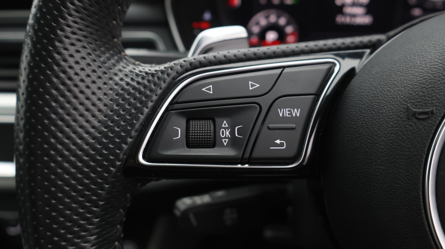 Used Audi RS4 2018 for sale - 76659239: Photo 27