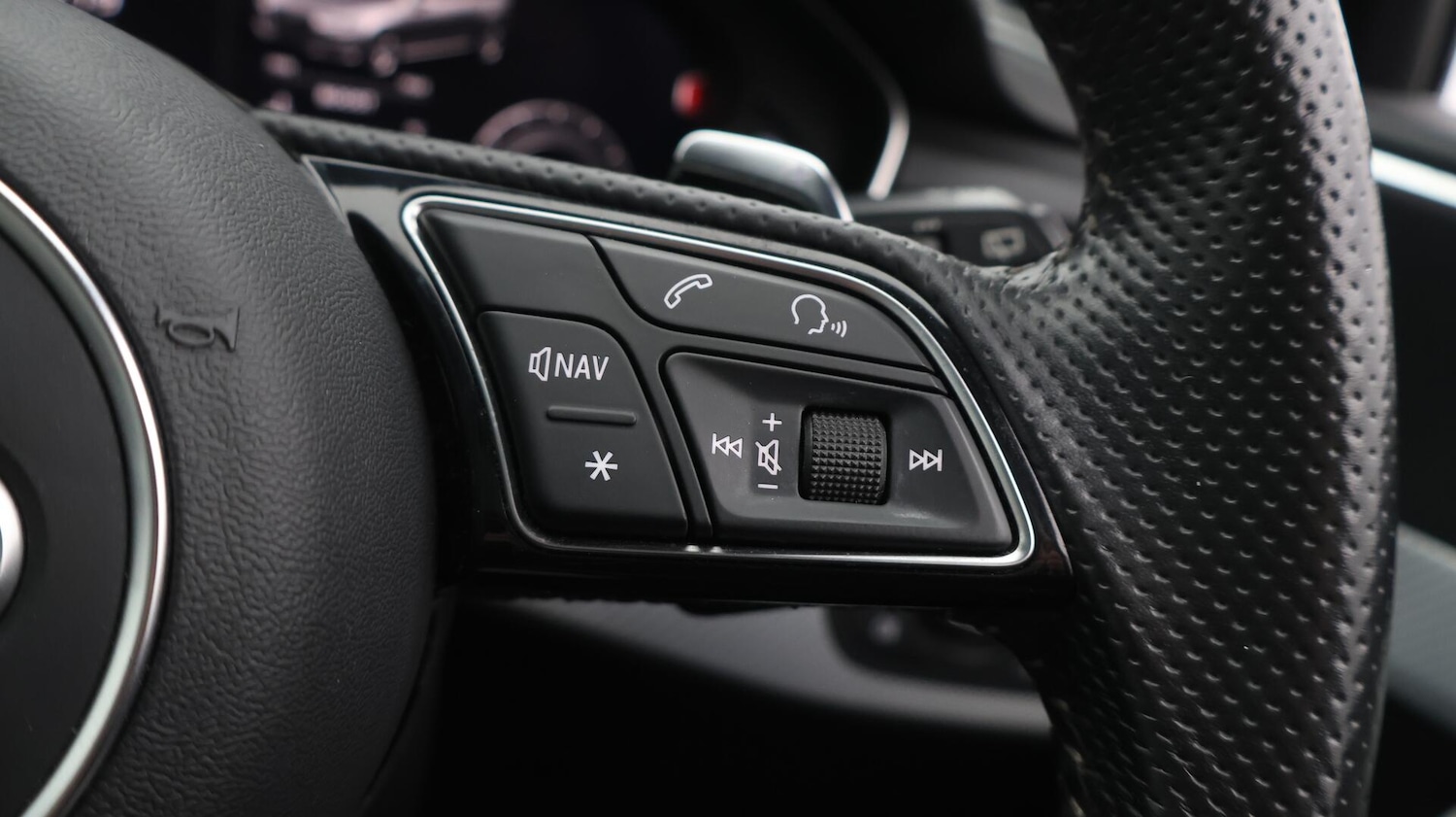 Used Audi RS4 2018 for sale - 76659239: Photo 28