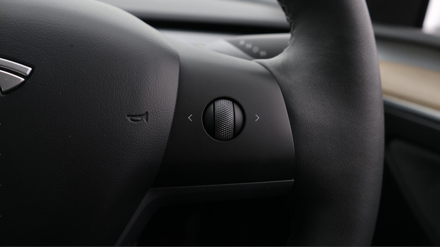 Used Tesla Model Y 2023 for sale - 76634266: Photo 26