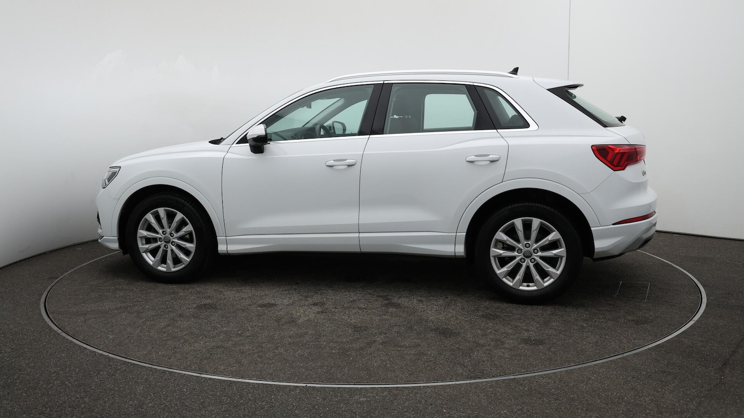 Used Audi Q3 2020 for sale - 76201239: Photo 57