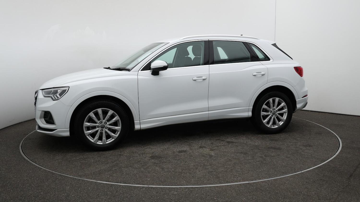 Used Audi Q3 2020 for sale - 76201239: Photo 65