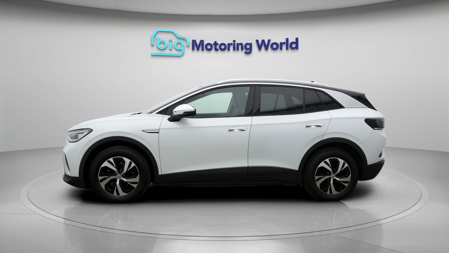 Used Volkswagen ID.4 2023 for sale - 77592304: Photo 4