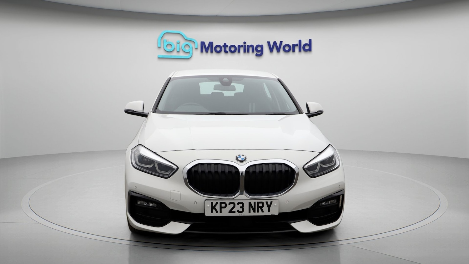 Used BMW 1 Series 2023 for sale - 77220641: Photo 2