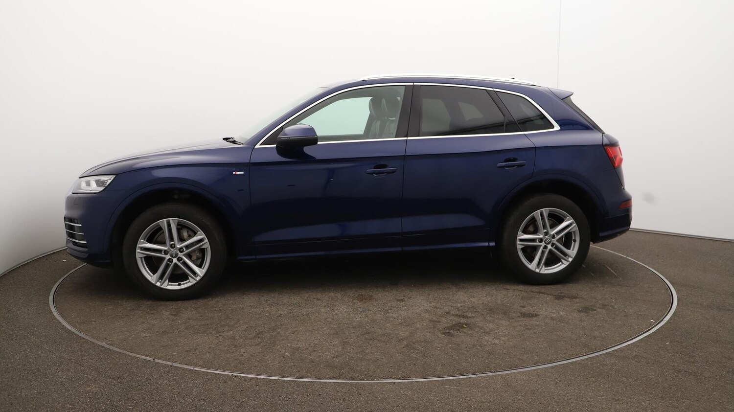 Used Audi Q5 2019 for sale - 76071566: Photo 67