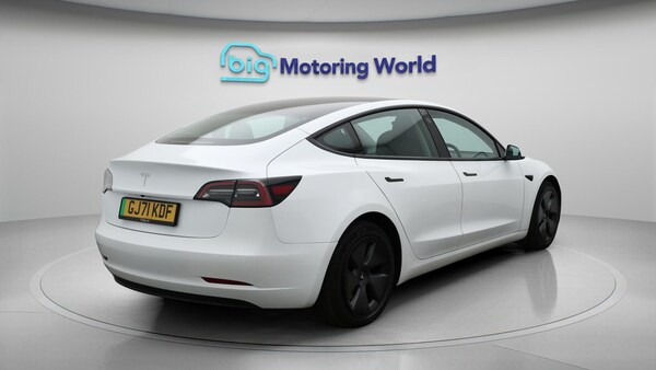 Used Tesla Model 3 2021 for sale - 76294963: Photo 8