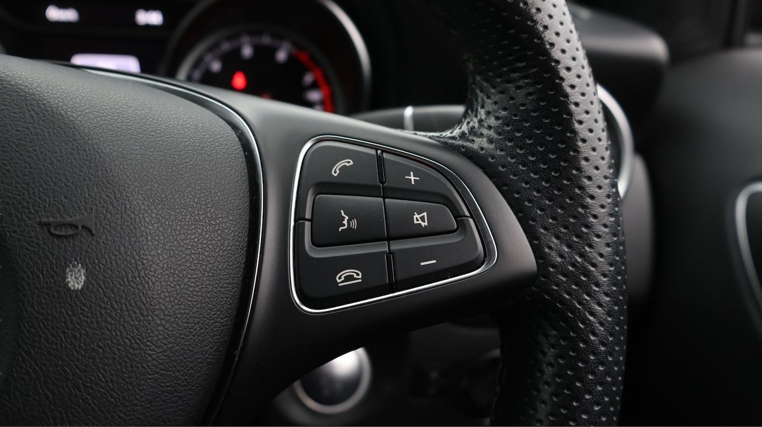 Used Mercedes-Benz GLA 2019 for sale - 77603920: Photo 24