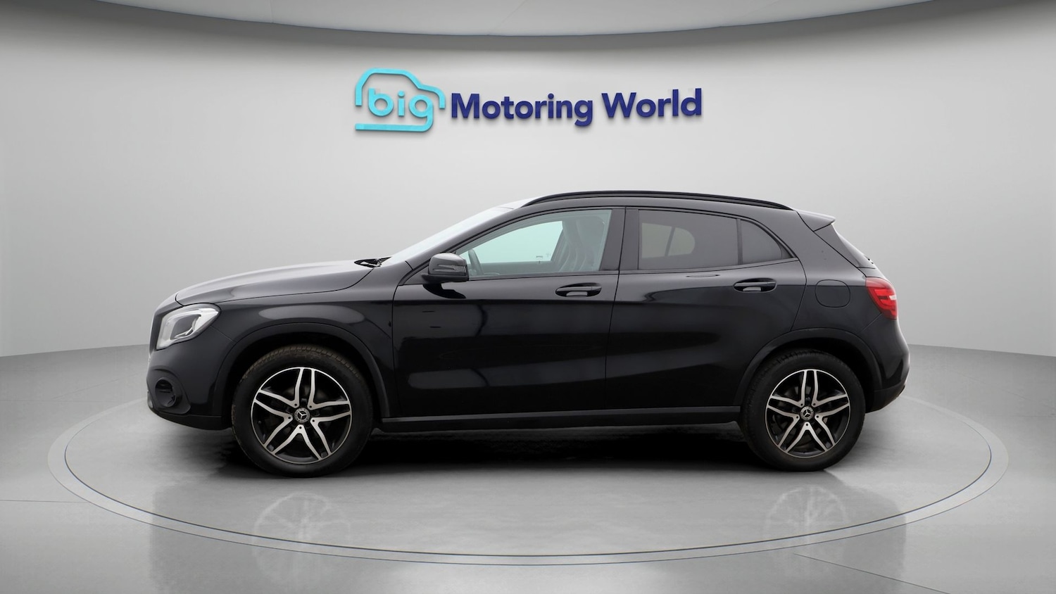 Used Mercedes-Benz GLA 2019 for sale - 77603920: Photo 4