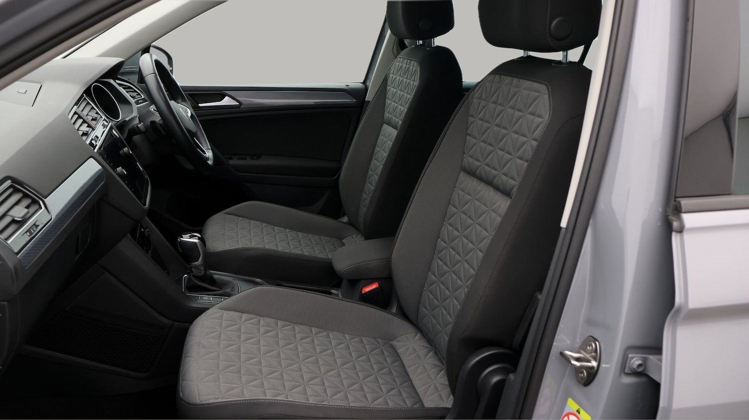 Used Volkswagen Tiguan 2021 for sale - 77248396: Photo 14