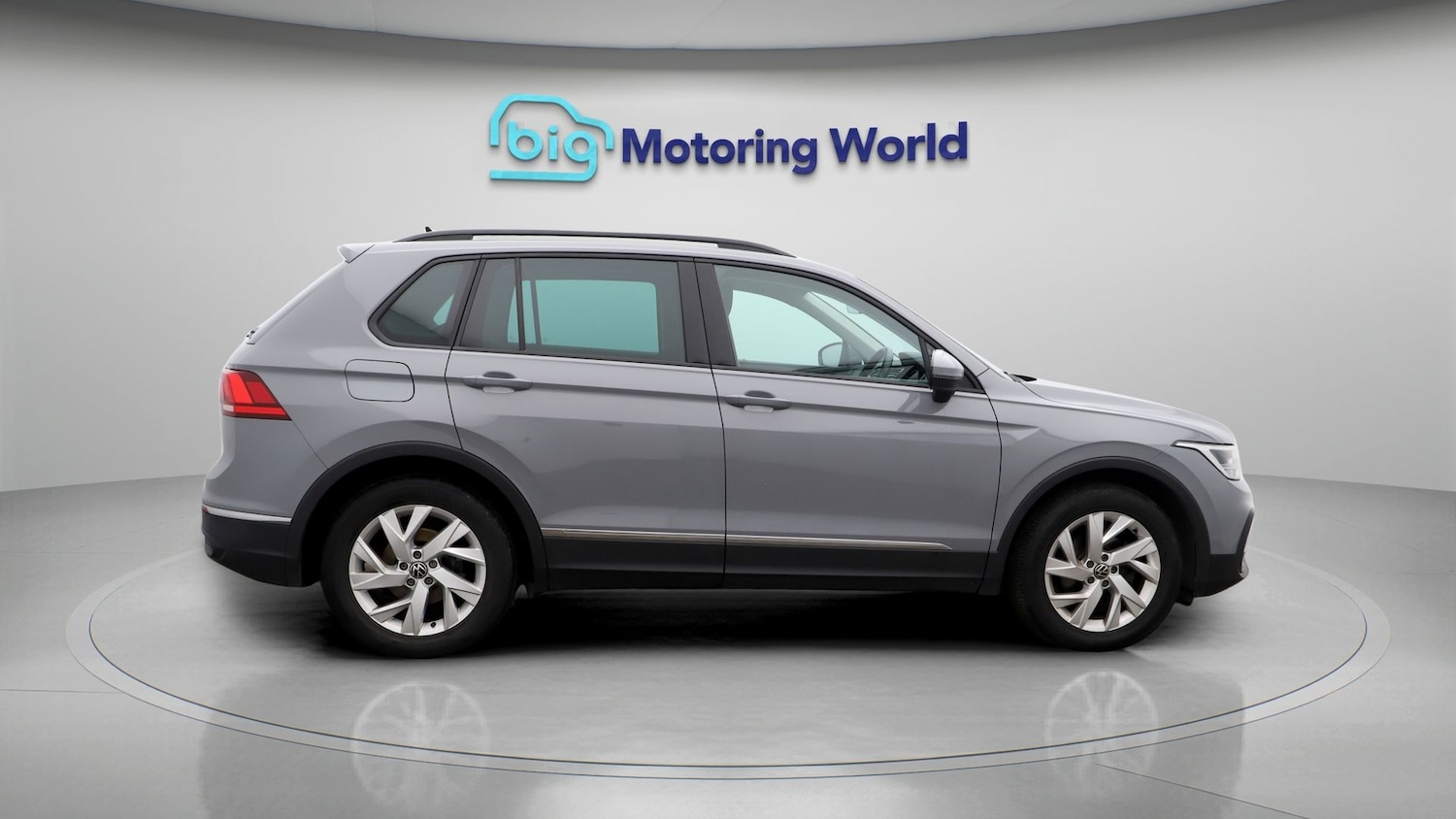 Used Volkswagen Tiguan 2021 for sale - 77248396: Photo 8