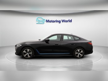 Used BMW i4 2022 for sale - 77114331: Photo