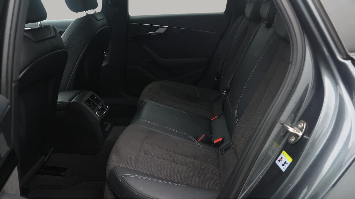 Used Audi A4 2019 for sale - 76238813: Photo 17