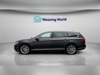 Used Volkswagen Passat 2022 for sale - 79290496: Photo