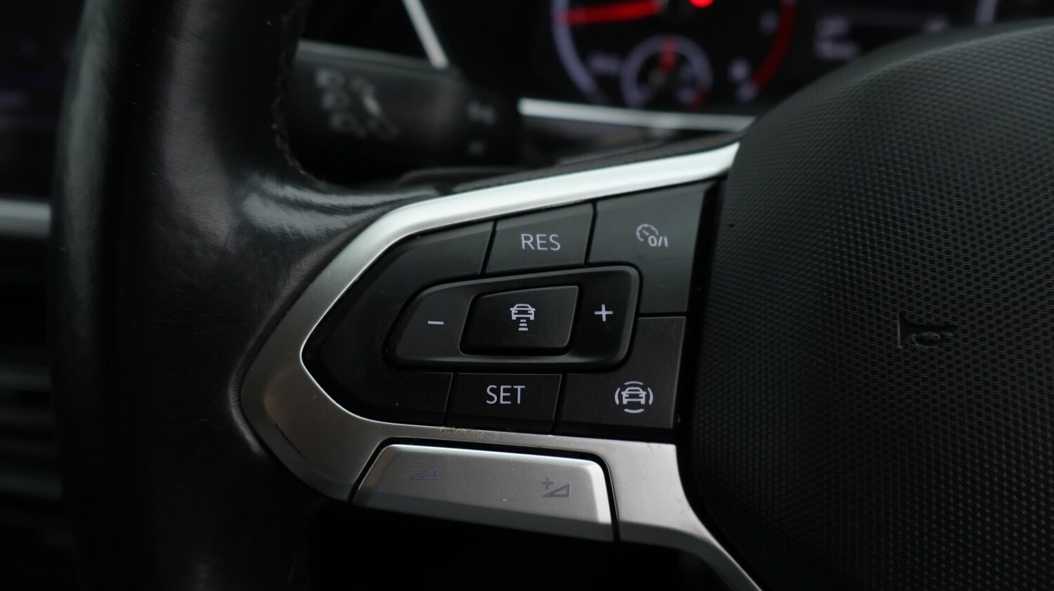 Used Volkswagen T-Cross 2022 for sale - 76620374: Photo 23