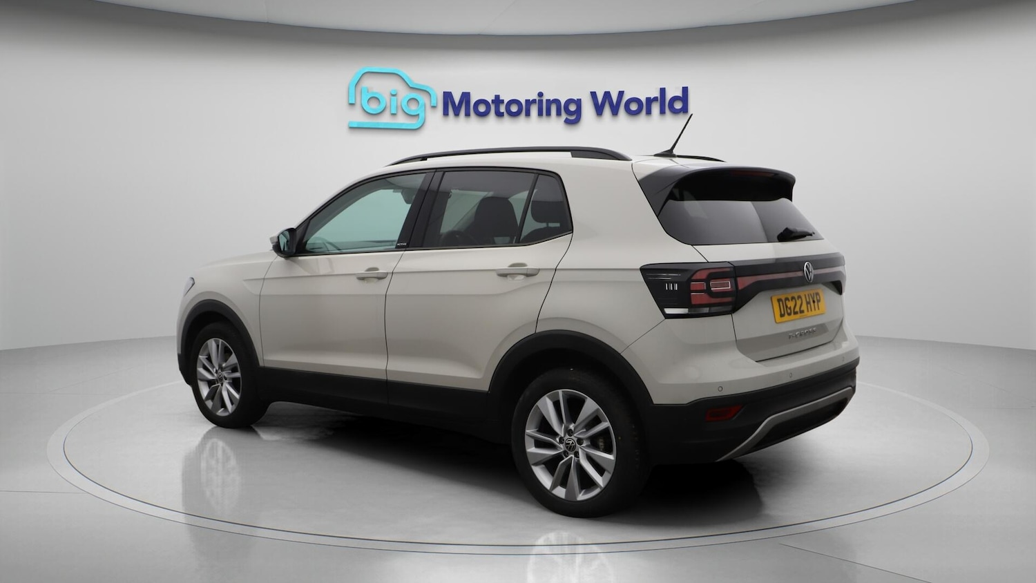 Used Volkswagen T-Cross 2022 for sale - 76620374: Photo 6