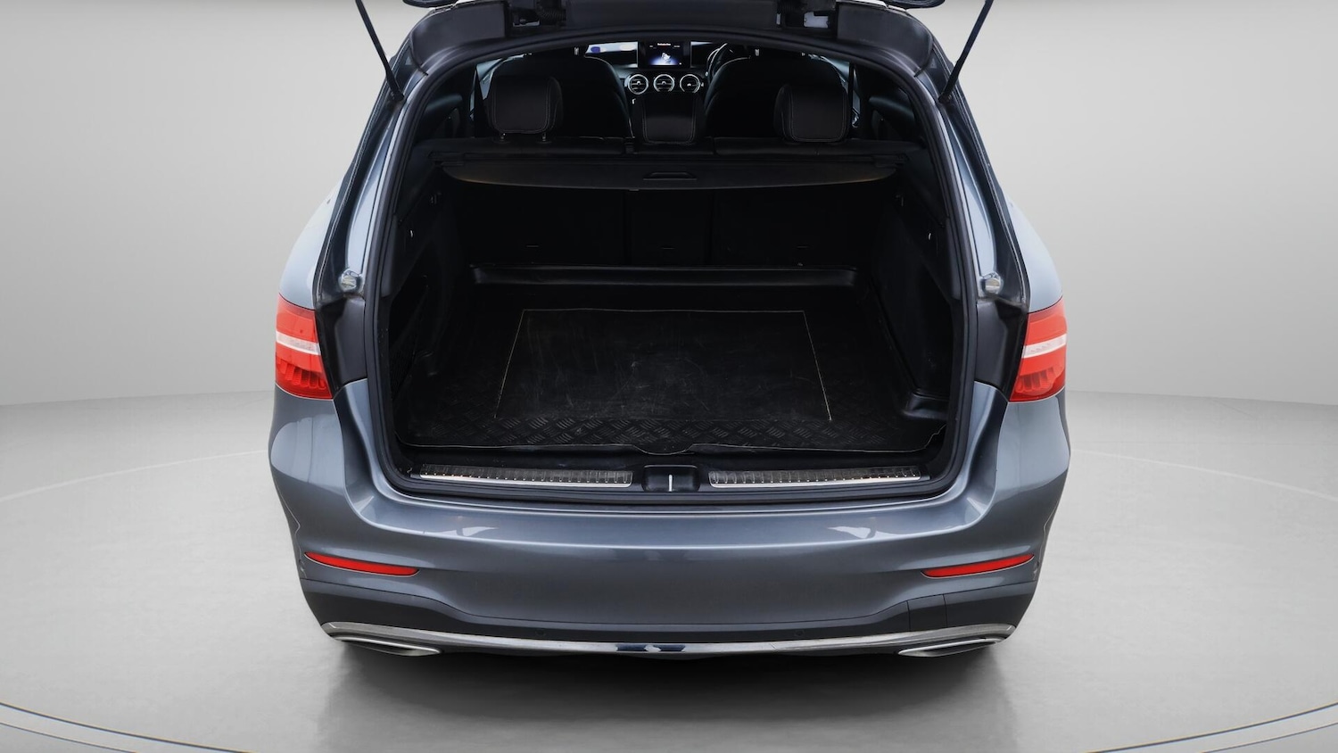 Used Mercedes-Benz GLC 2018 for sale - 76432401: Photo 18