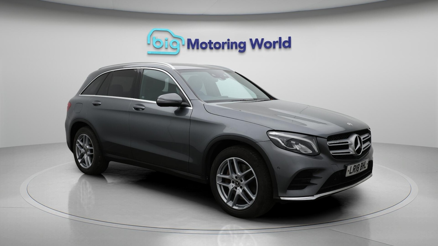 Used Mercedes-Benz GLC 2018 for sale - 76432401: Photo 2