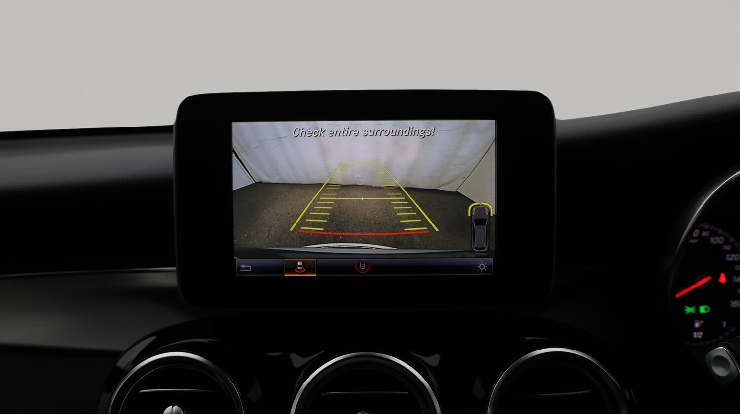 Used Mercedes-Benz GLC 2018 for sale - 76432401: Photo 27