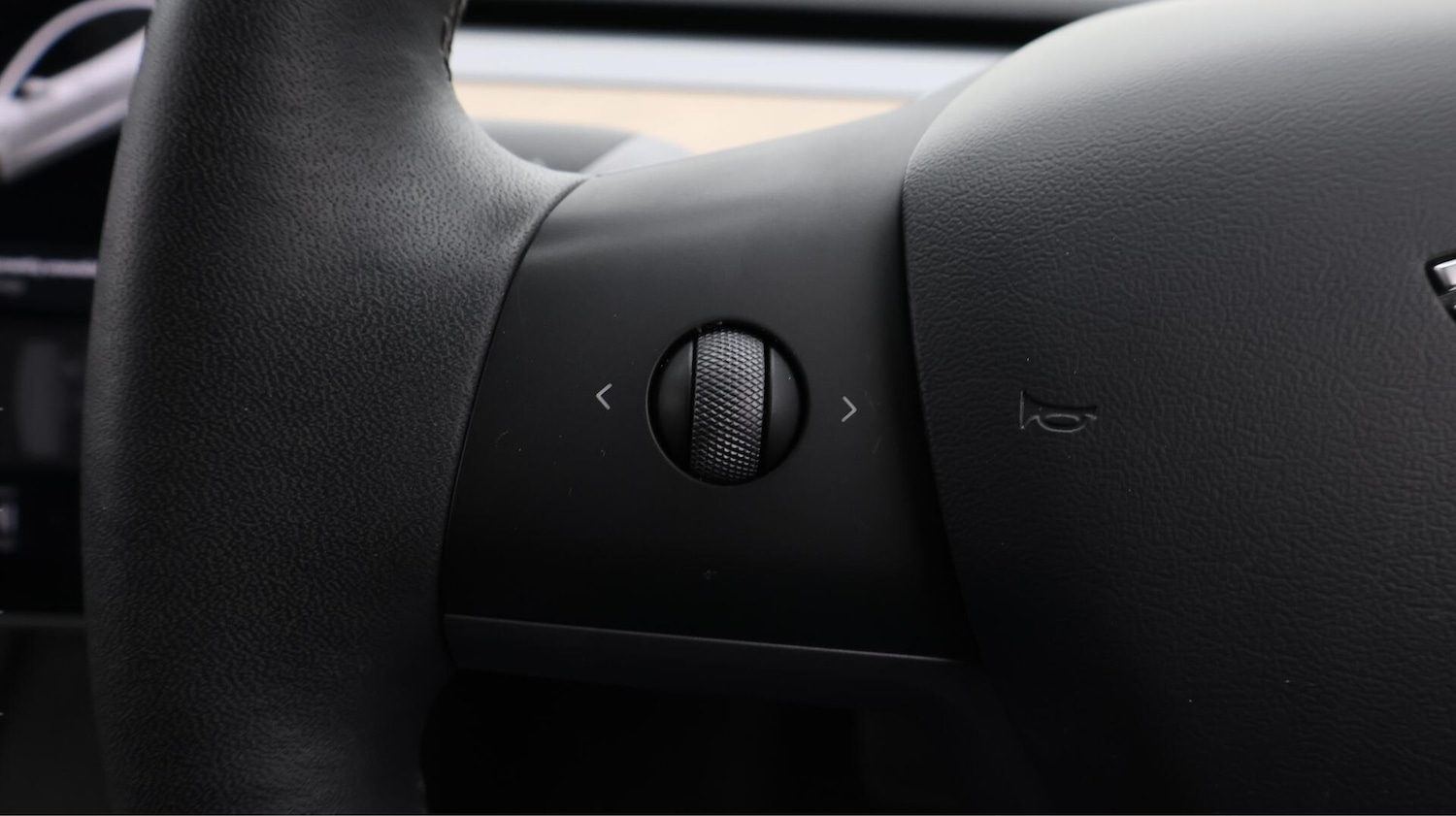 Used Tesla Model 3 2021 for sale - 76714379: Photo 26