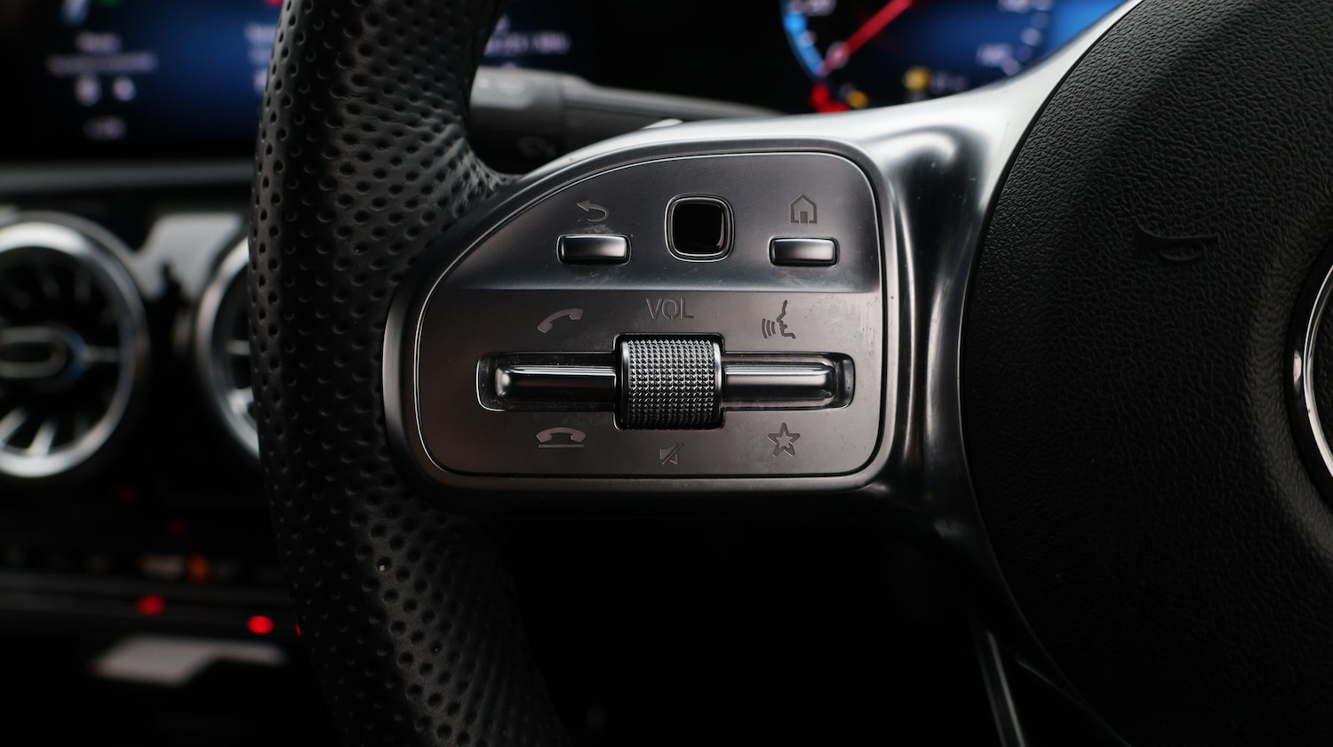 Used Mercedes-Benz CLA 2022 for sale - 77618544: Photo 24