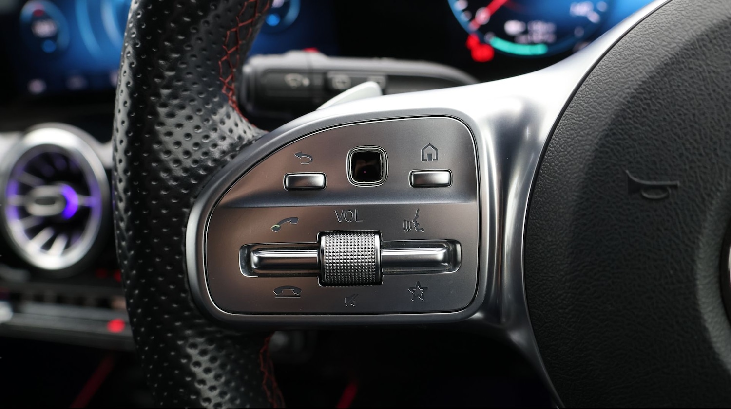 Used Mercedes-Benz EQA 2021 for sale - 77337429: Photo 20