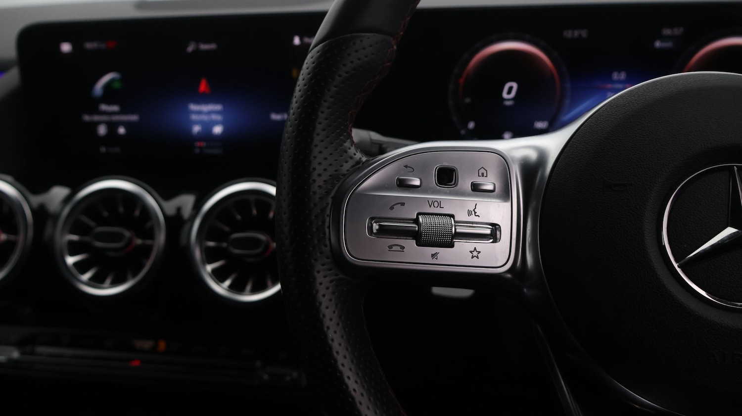 Used Mercedes-Benz GLA 2023 for sale - 77529359: Photo 26