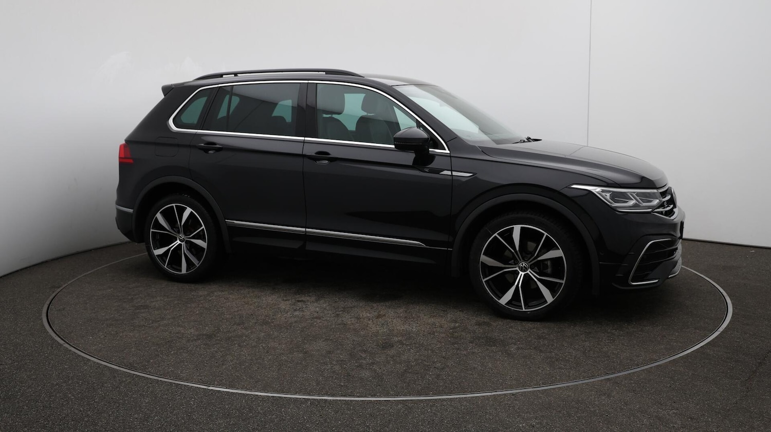 Used Volkswagen Tiguan 2021 for sale - 76597065: Photo 46