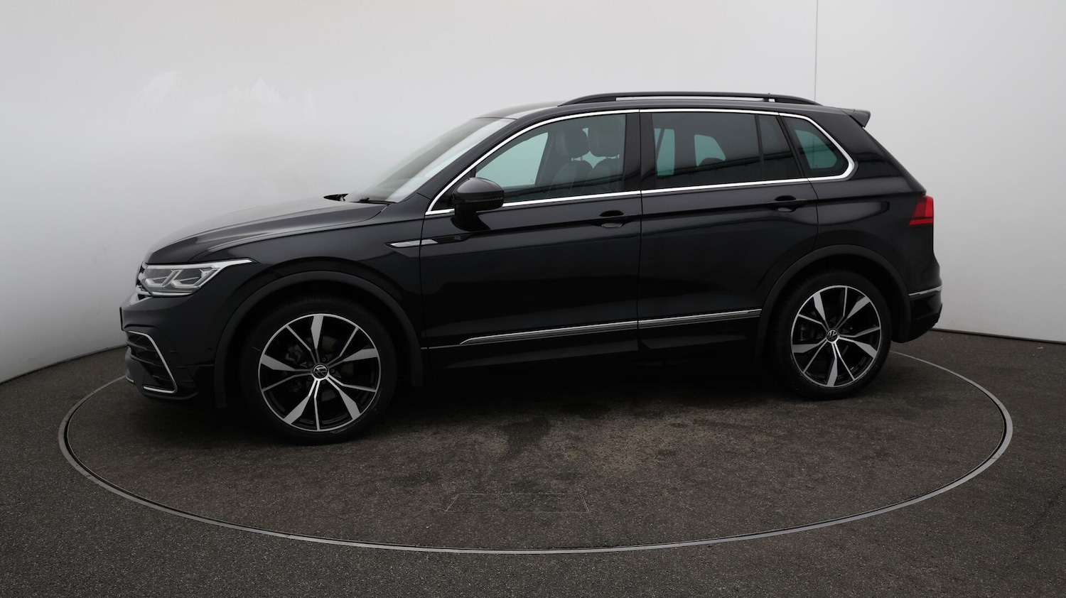 Used Volkswagen Tiguan 2021 for sale - 76597065: Photo 66