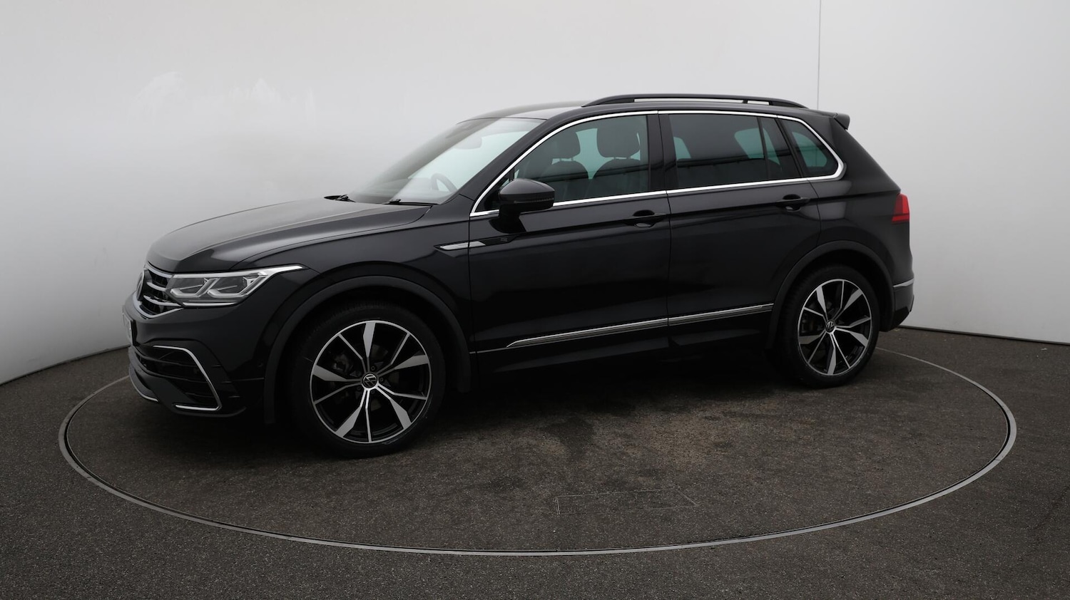 Used Volkswagen Tiguan 2021 for sale - 76597065: Photo 67