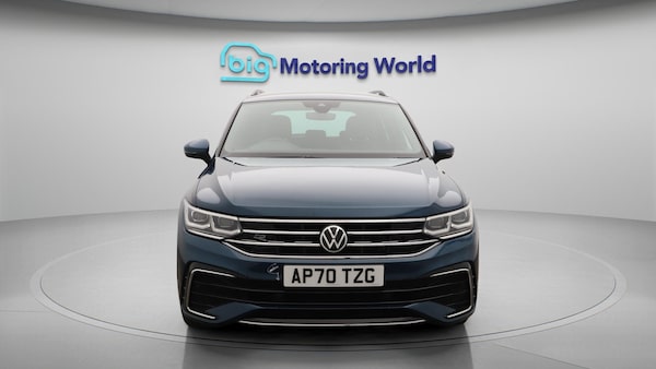 Used Volkswagen Tiguan 2020 for sale - 76083674: Photo 3