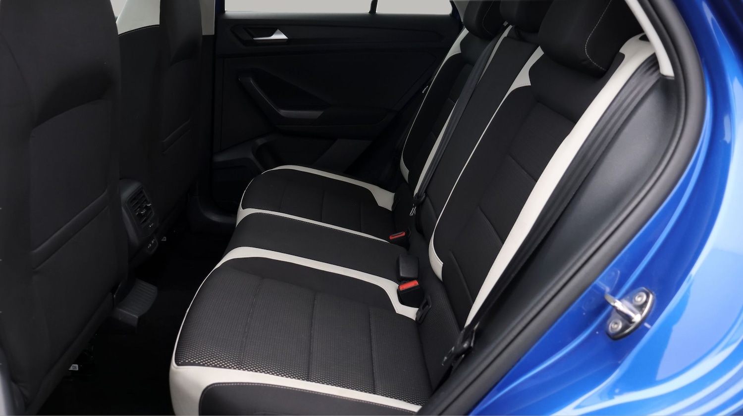 Used Volkswagen T-Roc 2021 for sale - 77761704: Photo 16