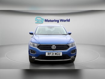 Used Volkswagen T-Roc 2021 for sale - 77761704: Photo