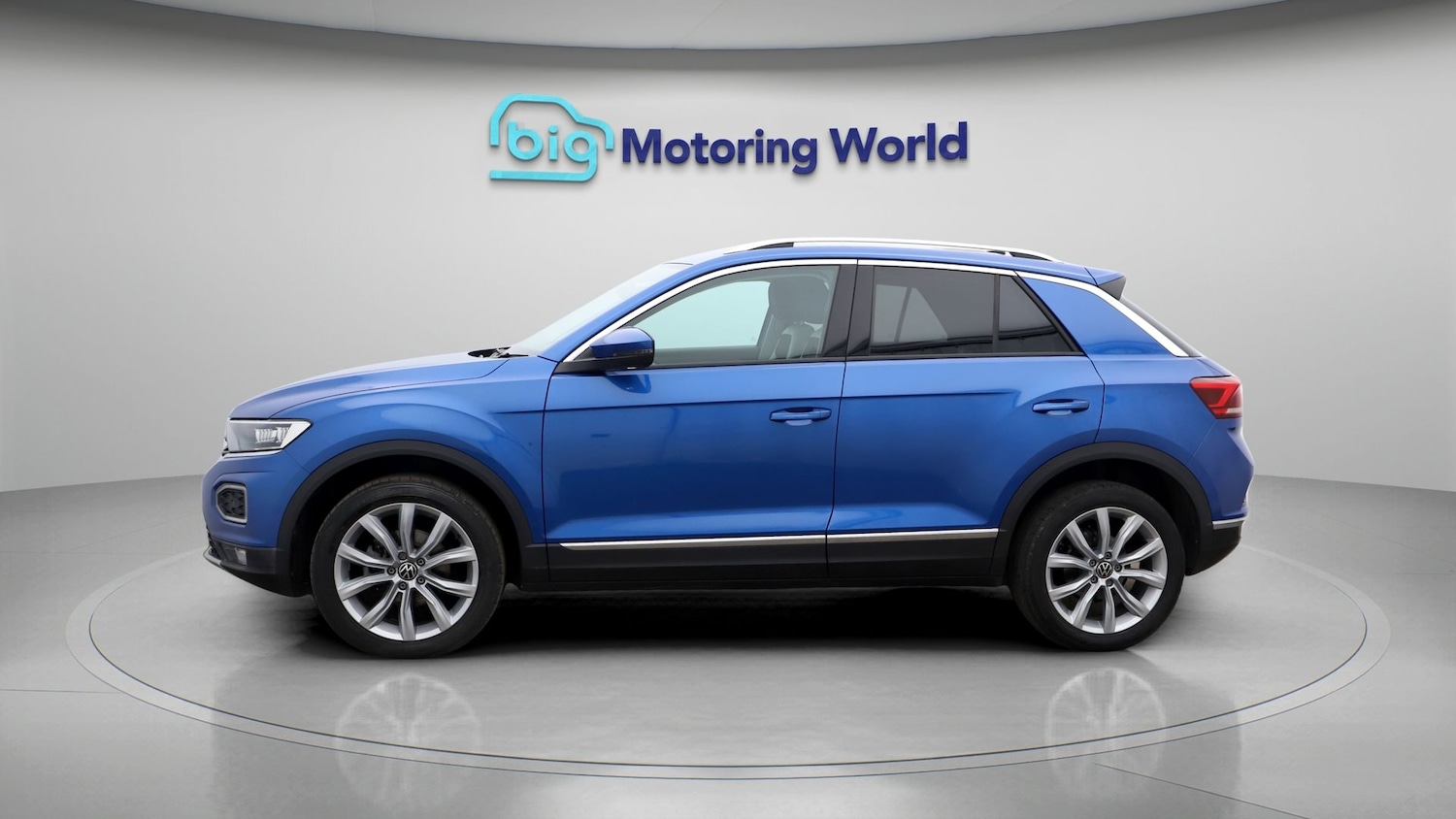 Used Volkswagen T-Roc 2021 for sale - 77761704: Photo 4