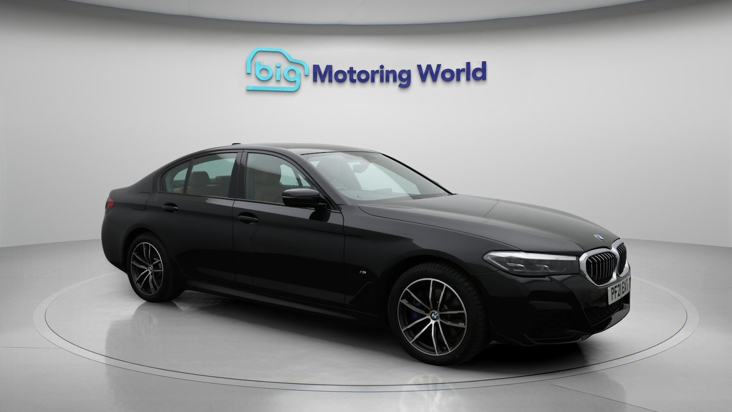 Used BMW 5 Series 2021 for sale - 76398807: Photo 2