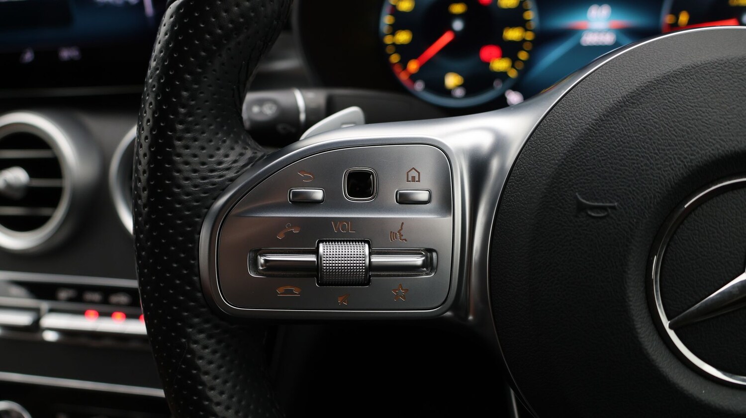 Used Mercedes-Benz C Class 2021 for sale - 77580987: Photo 24