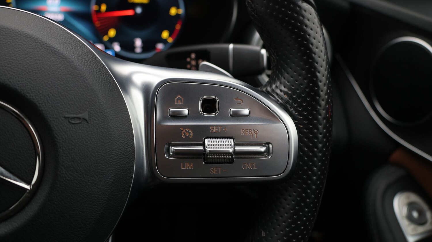 Used Mercedes-Benz C Class 2021 for sale - 77580987: Photo 25