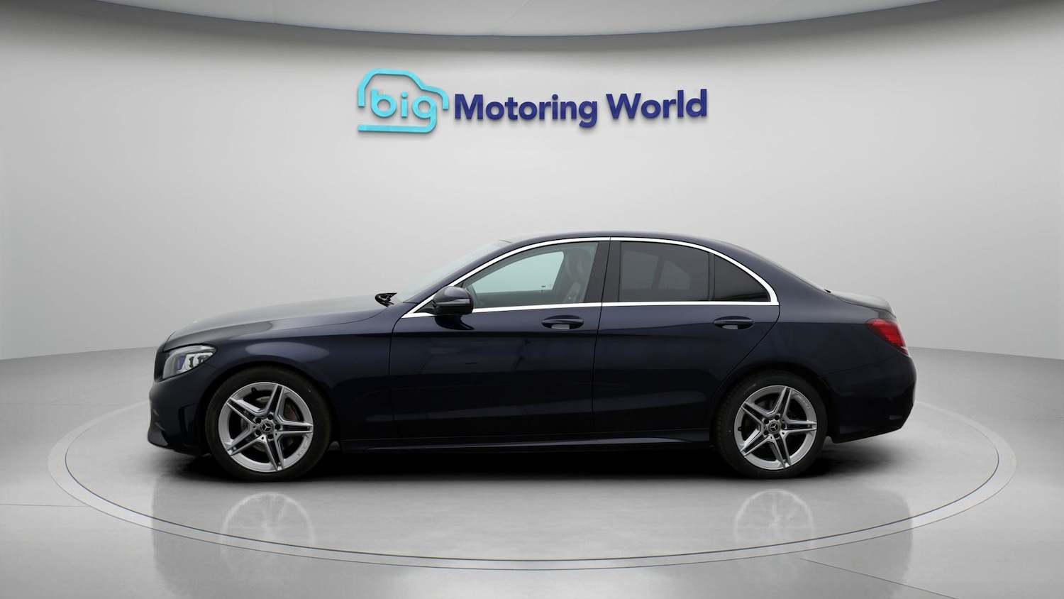 Used Mercedes-Benz C Class 2021 for sale - 77580987: Photo 4