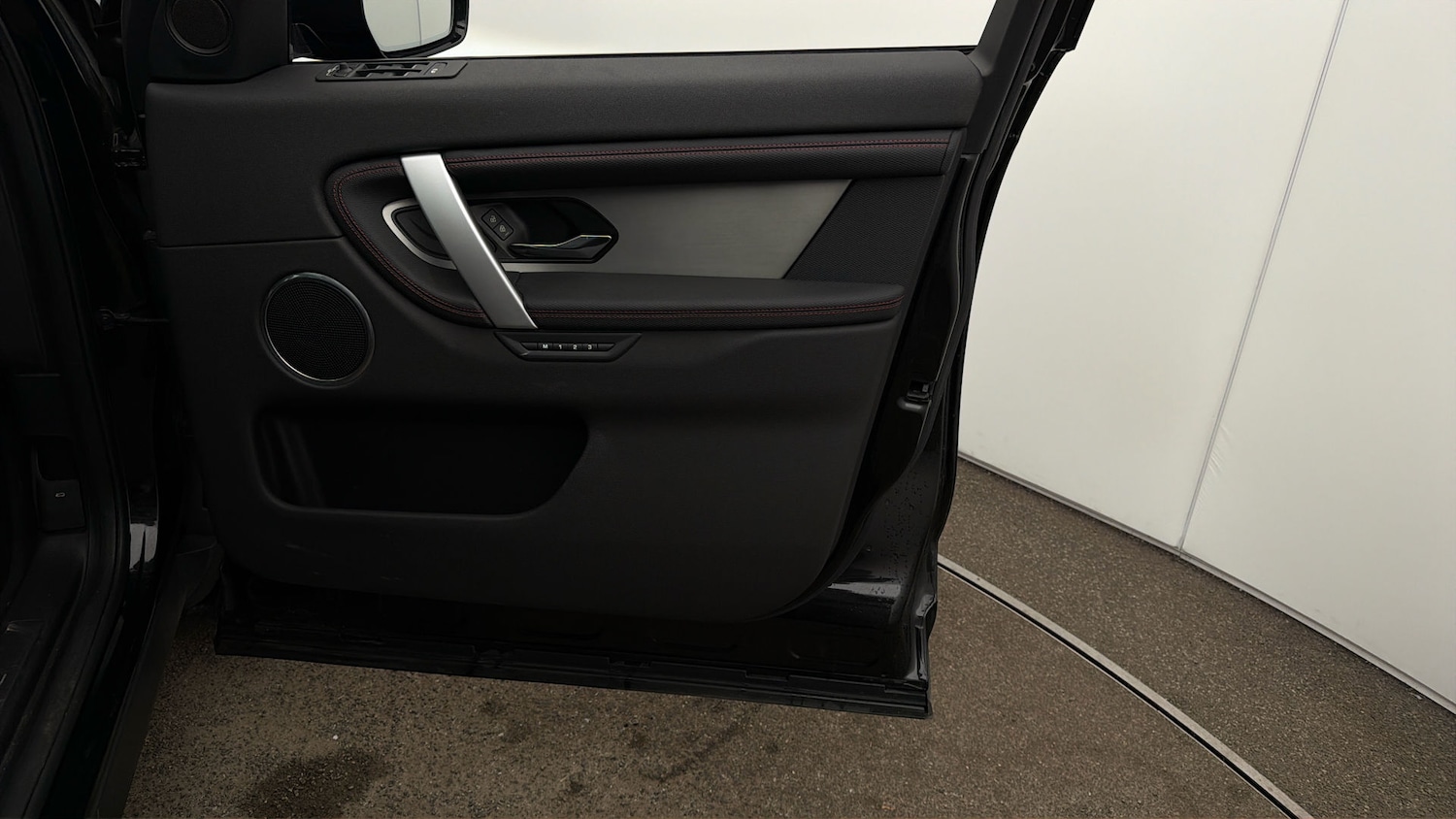 Used Land Rover Discovery Sport 2021 for sale - 78011841: Photo 14